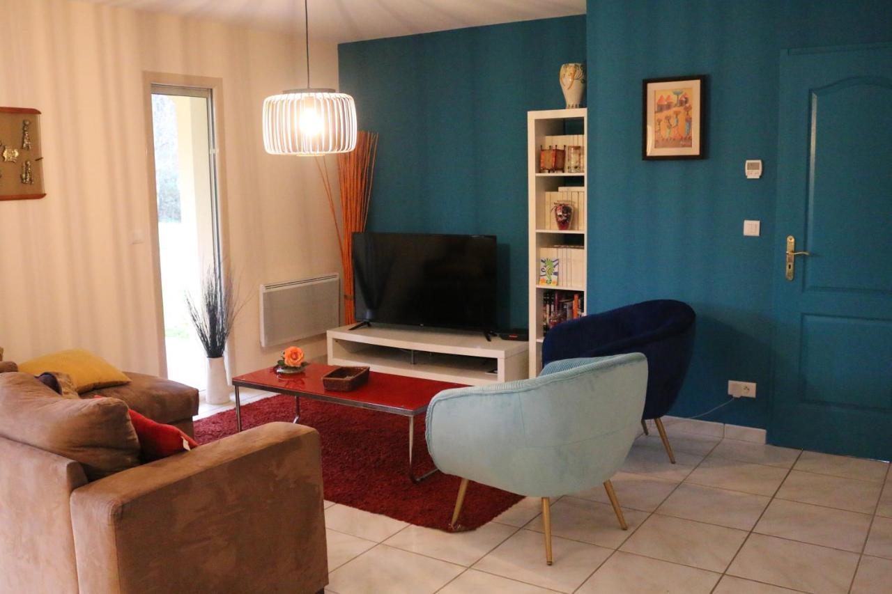 Le Camp De Ferie Βίλα Monpazier Εξωτερικό φωτογραφία