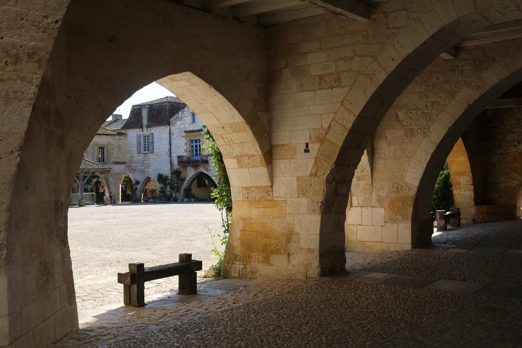 Le Camp De Ferie Βίλα Monpazier Εξωτερικό φωτογραφία
